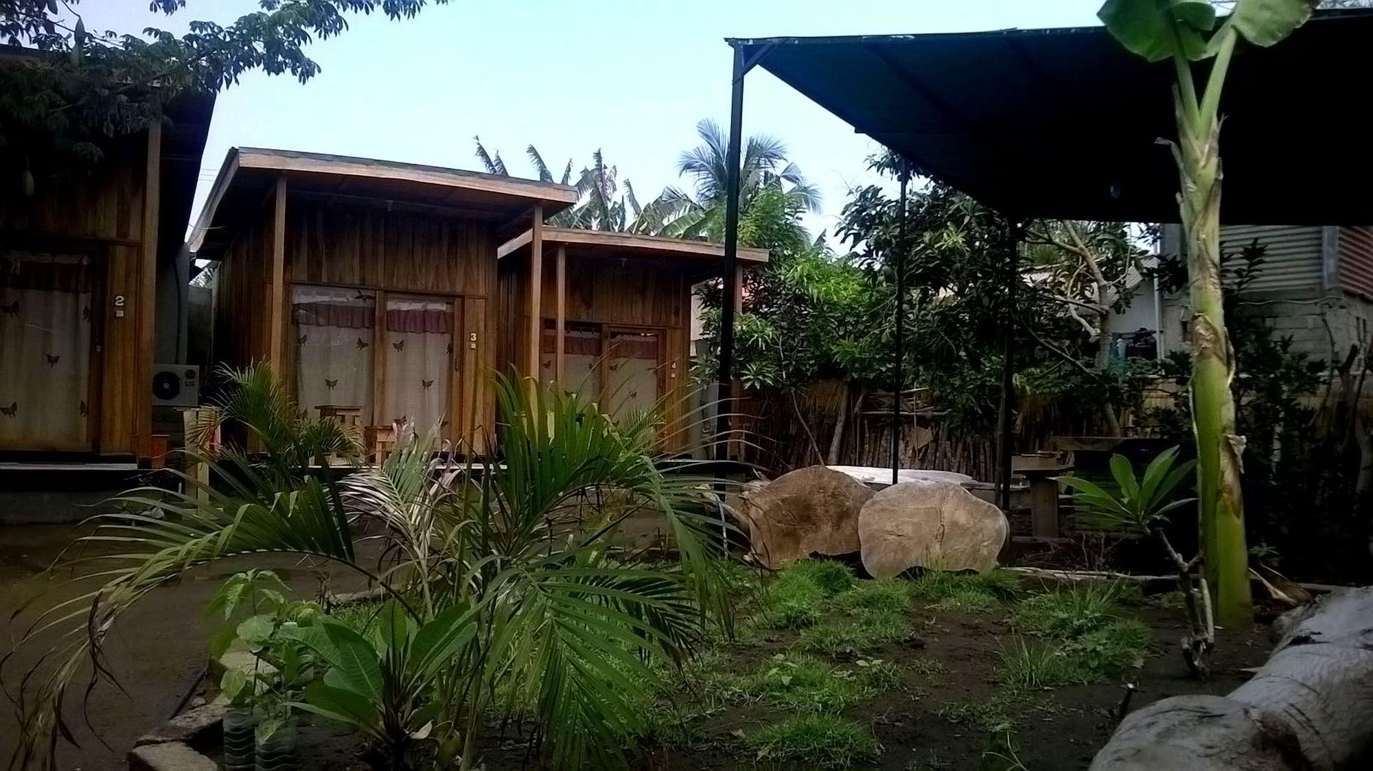 Beach Box Bungalow غيلي تراوانغان المظهر الخارجي الصورة
