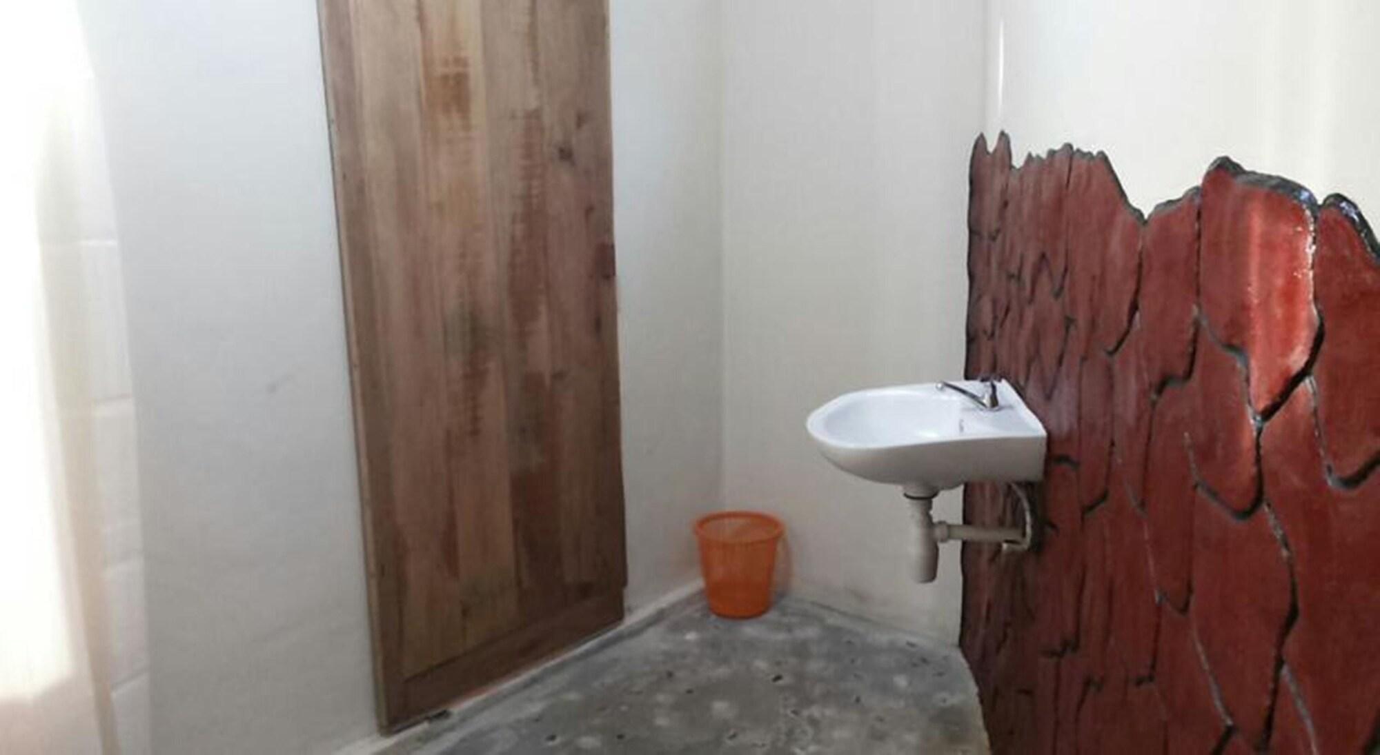 Beach Box Bungalow غيلي تراوانغان المظهر الخارجي الصورة