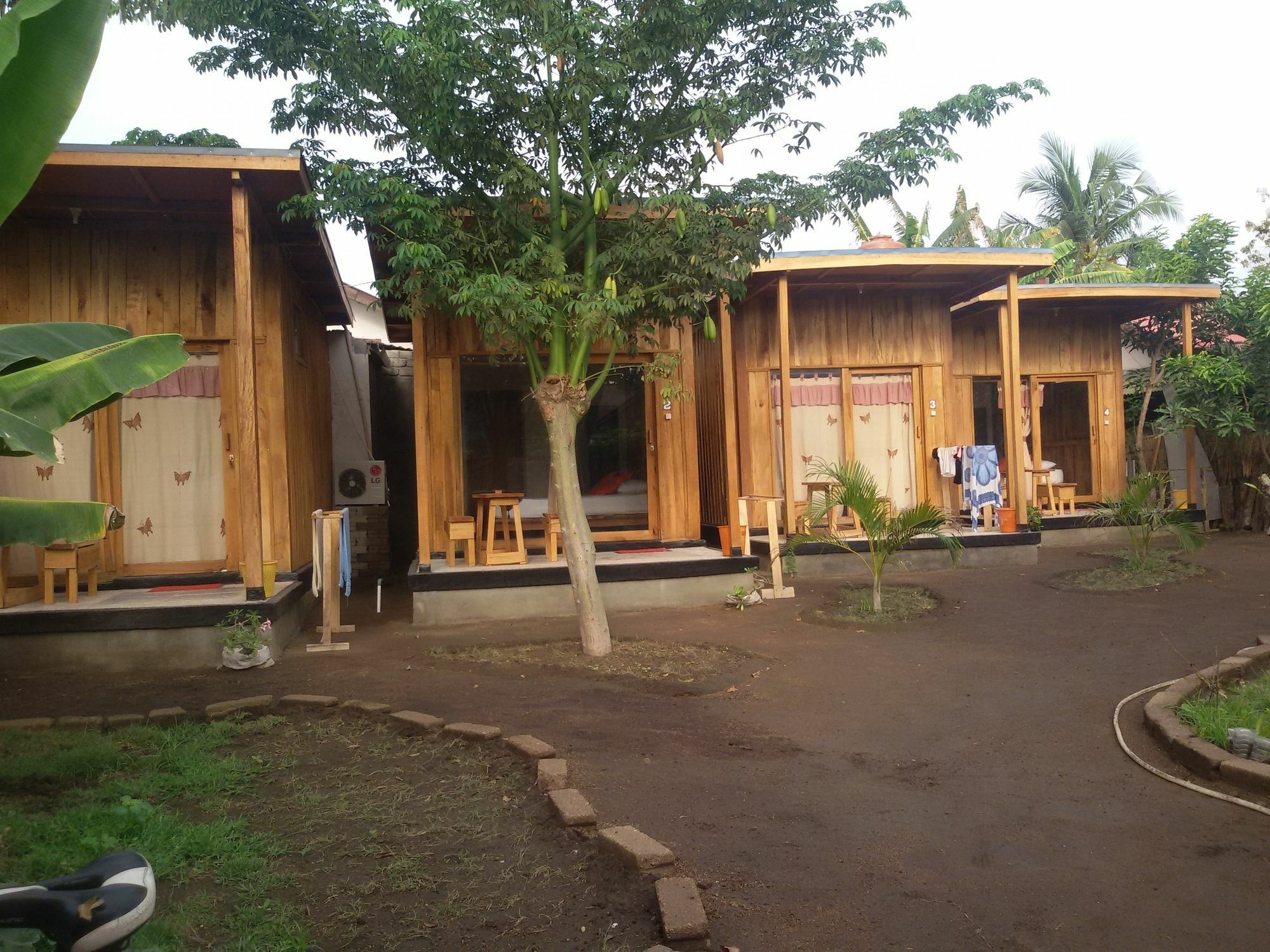 Beach Box Bungalow غيلي تراوانغان المظهر الخارجي الصورة
